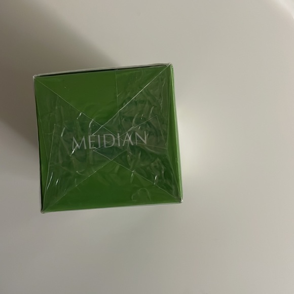 Median Green Mask stick - Picture 6 of 6